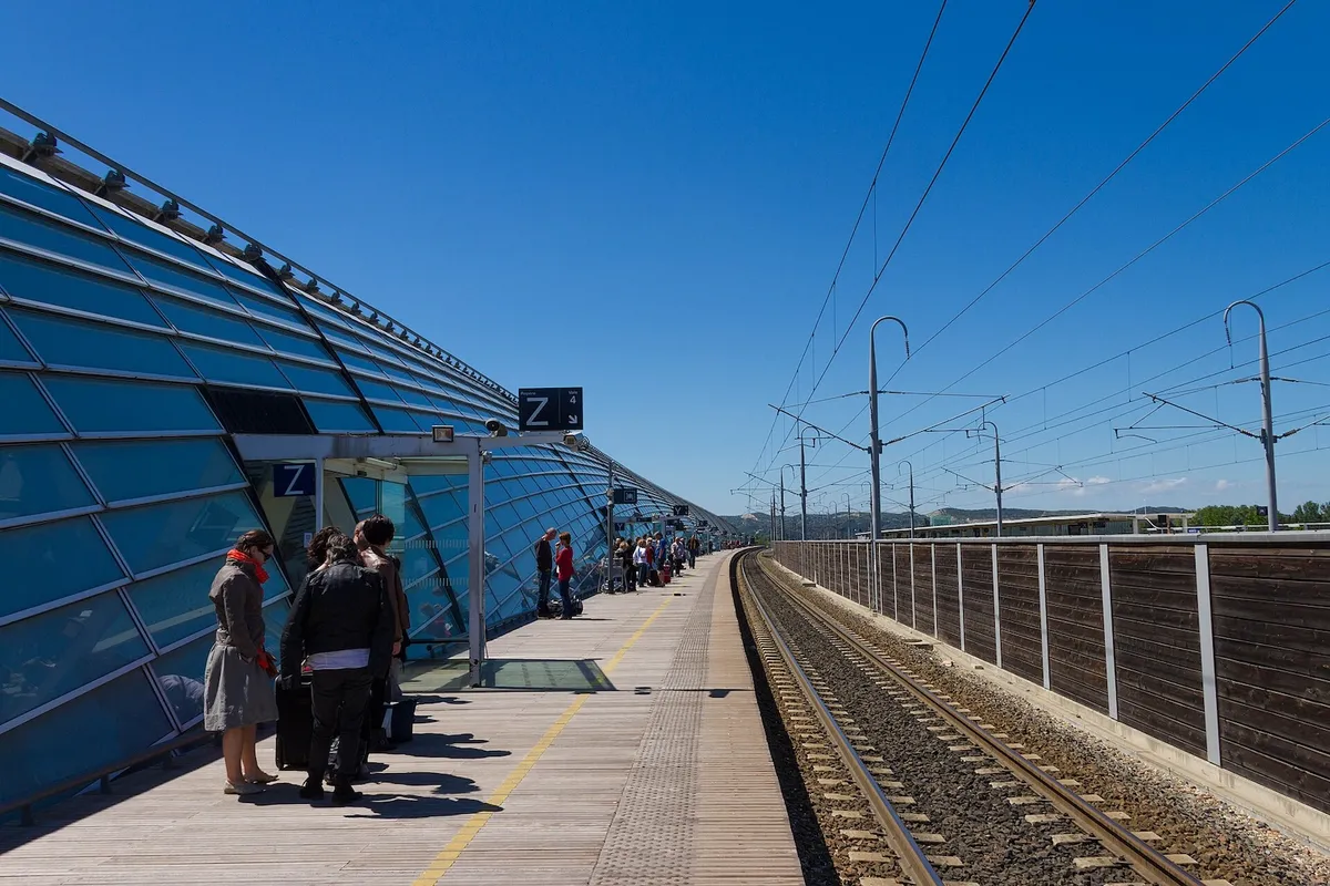How to get to Avignon: a local's arrival guide